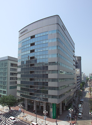 大津通電気ビル外観の写真