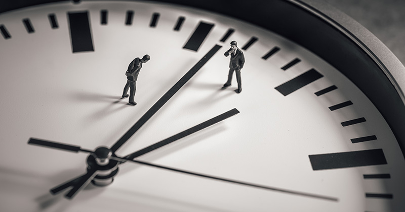 ひととITのコラム 「時間」って何? -“「IT活用」の仕組み”は“「時間」という仕組み”を破壊している!?-